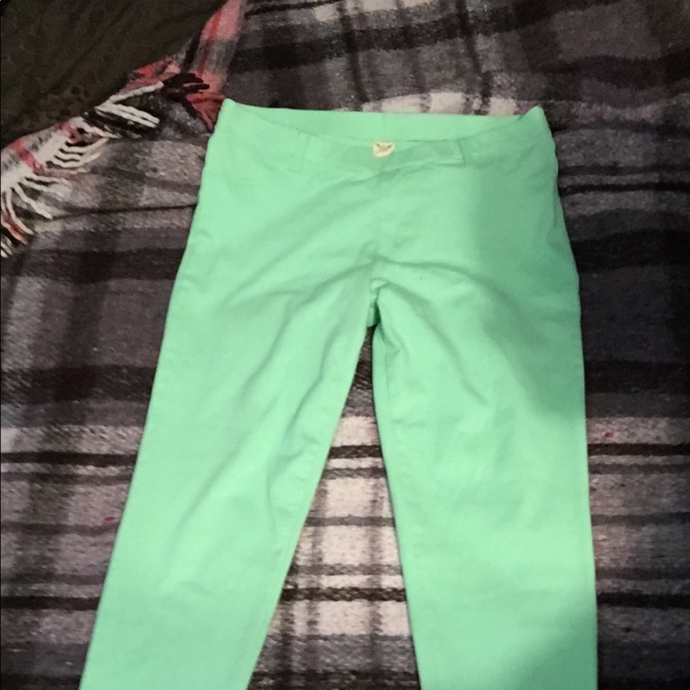 Green legging pants